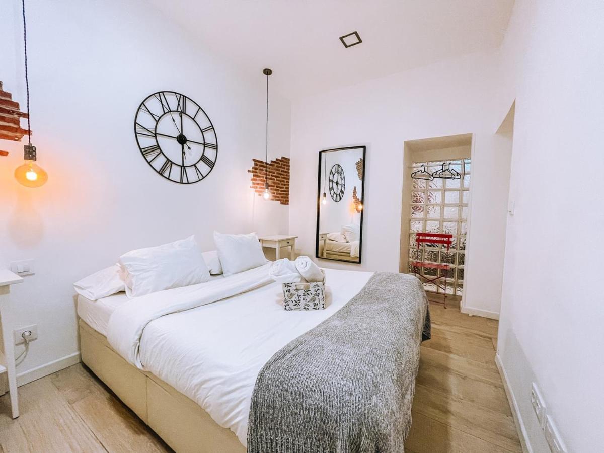 מדריד Fee4Me. Amazing Apartment In The Heart Of Lavapies מראה חיצוני תמונה